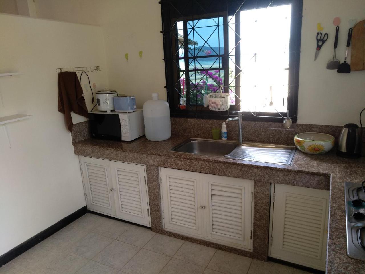 Right On The Beach House Villa Taling Ngam  Luaran gambar